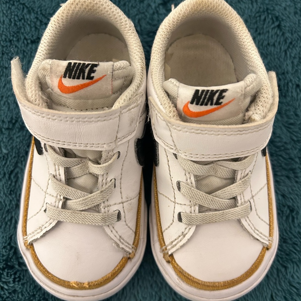 Nike Kids White and Black Sneakers
